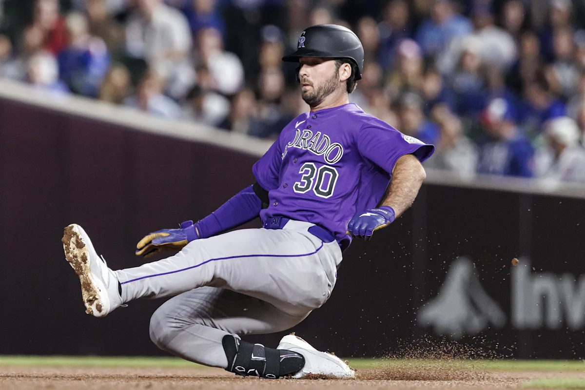 Sterlin Thompson Ciptakan Dua Home Run, Rockies Kalah Dari Cubs