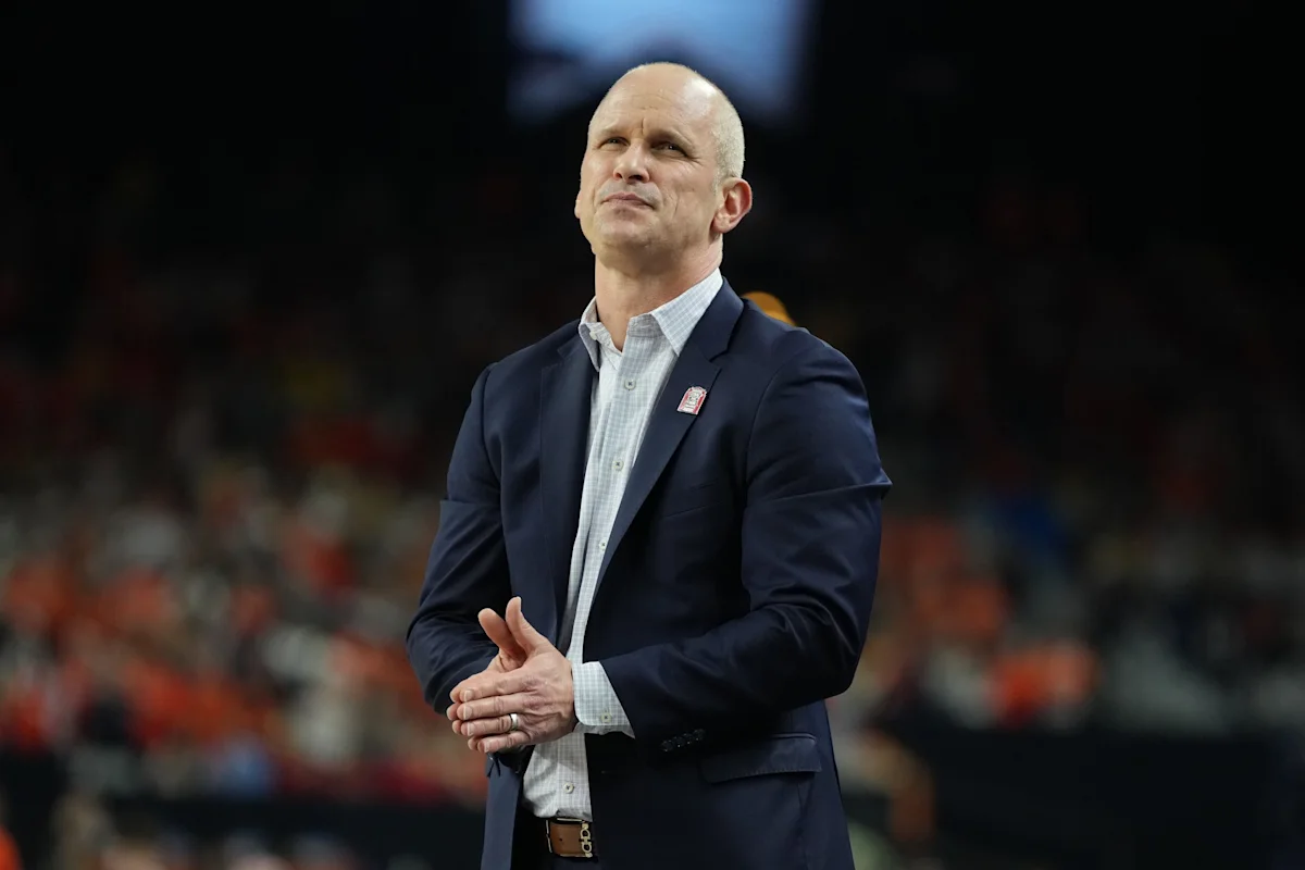 Dan Hurley Bicara Kemungkinan Pertandingan UConn Di Gedung Putih